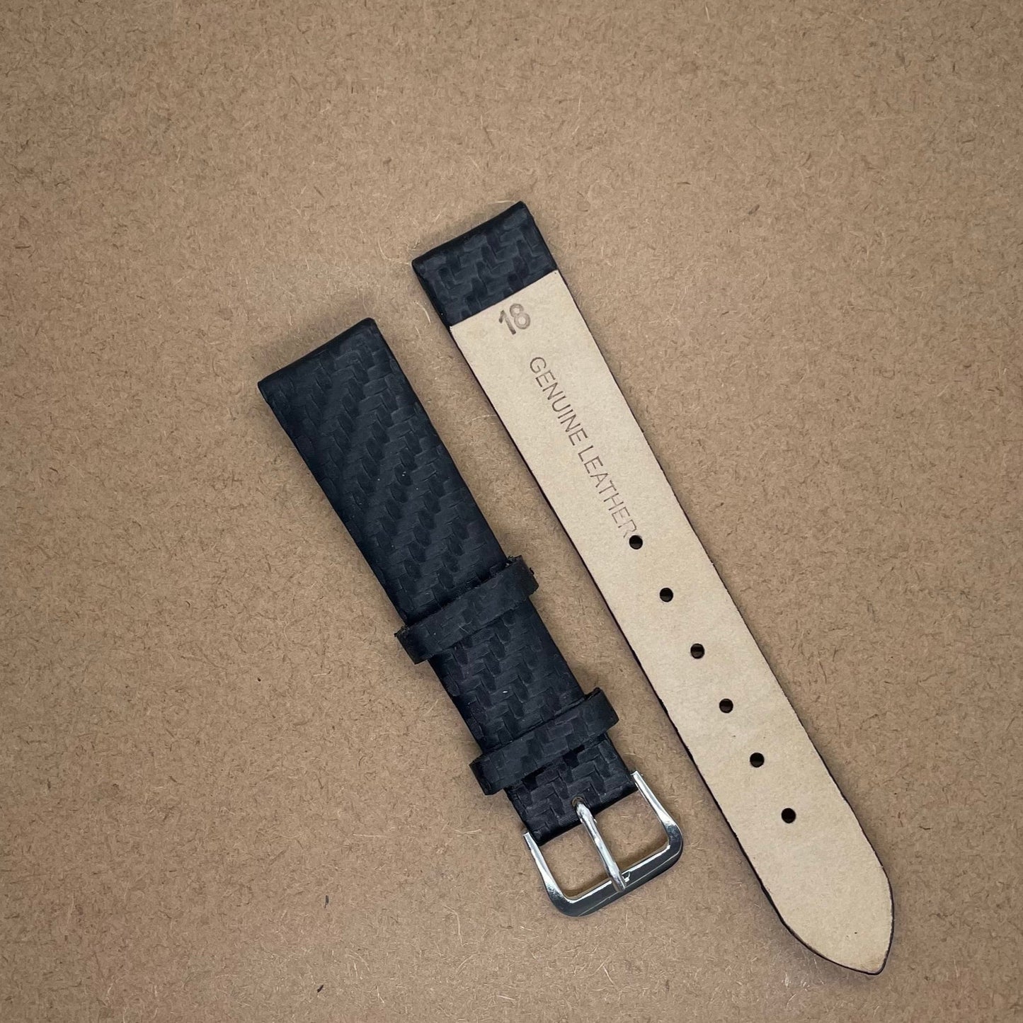 18mm Black Leather Watch Strap – Carbon Fiber Texture | Suparv